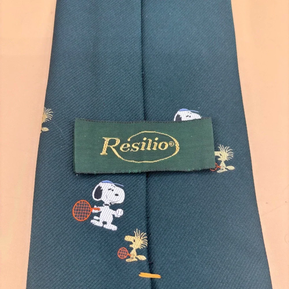 Vintage Resilio Peanuts Snoopy Woodstock Tennis Necktie Teal Green 3.5 Inch